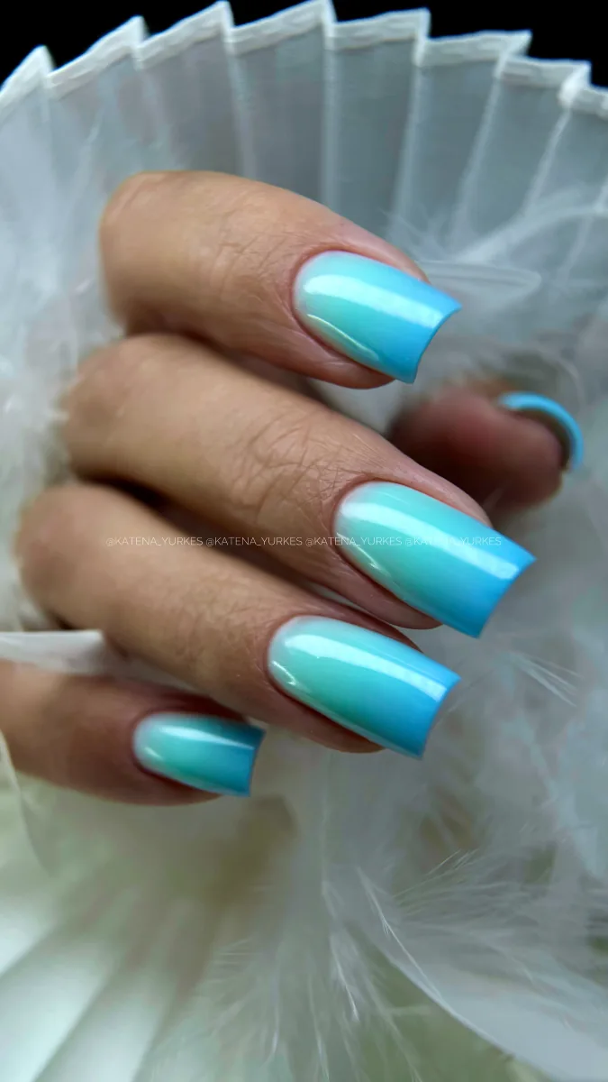 Наращивание ногтей